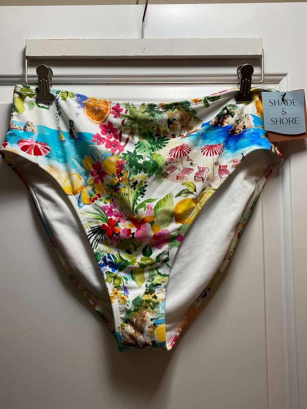 NWT Shade and Shore Swim Bottom L Tropical Print